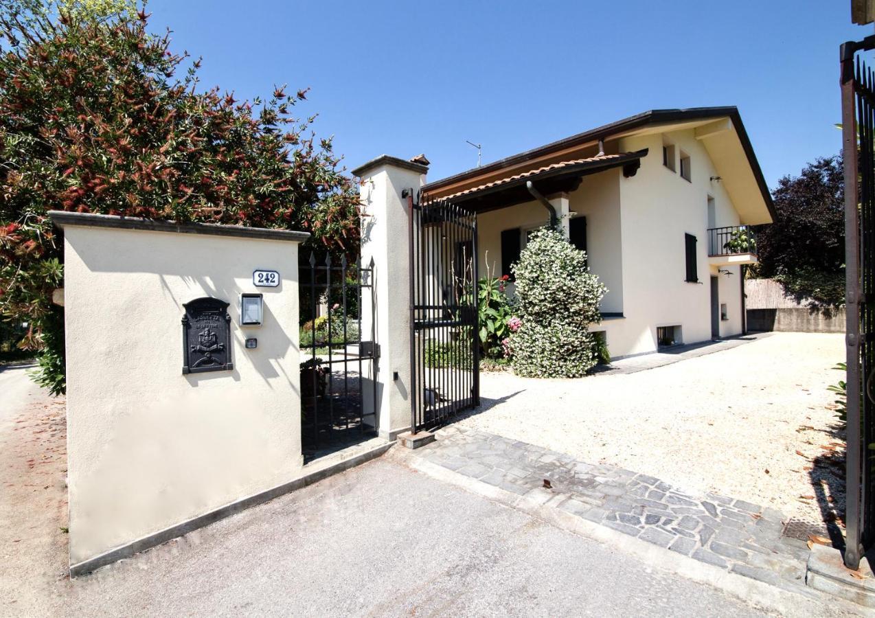 马尔米堡A Casa Di Cinzia公寓 外观 照片